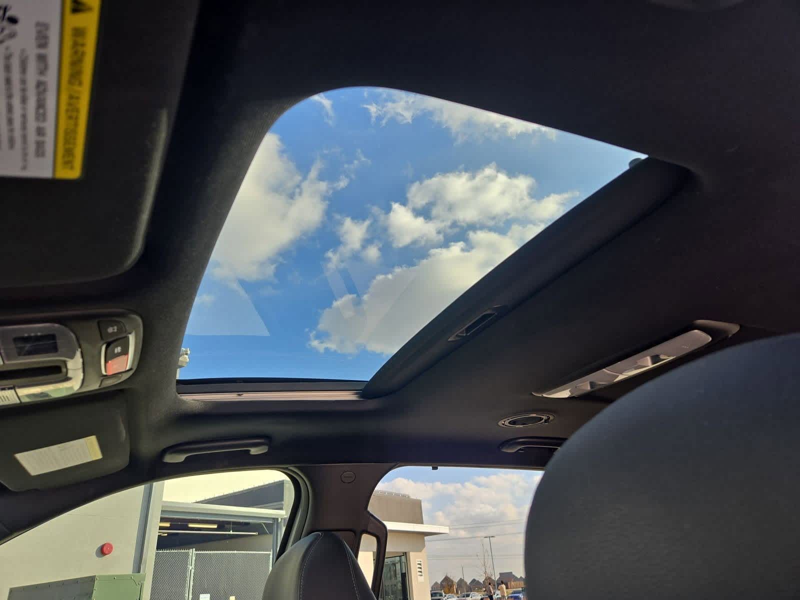 Thumbnail: 2024 Kia Telluride - 18