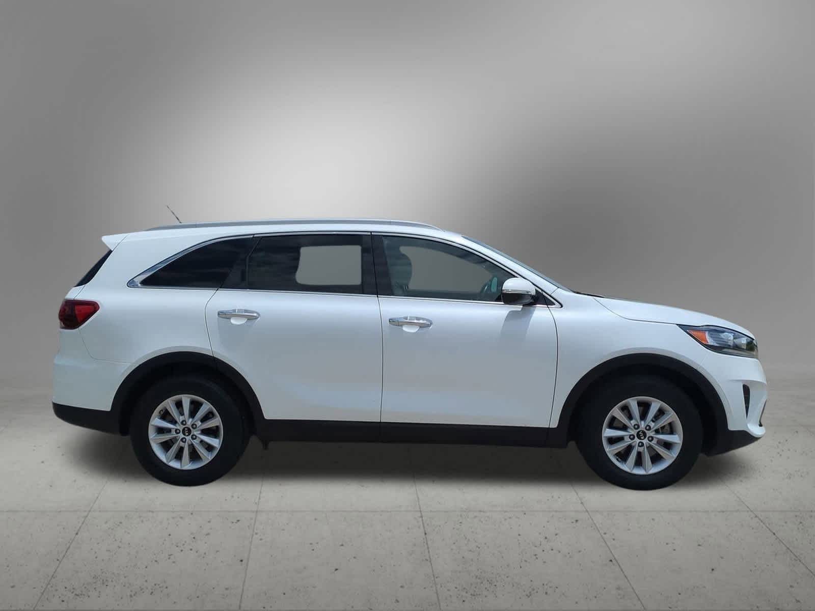2020 Kia Sorento LX 7