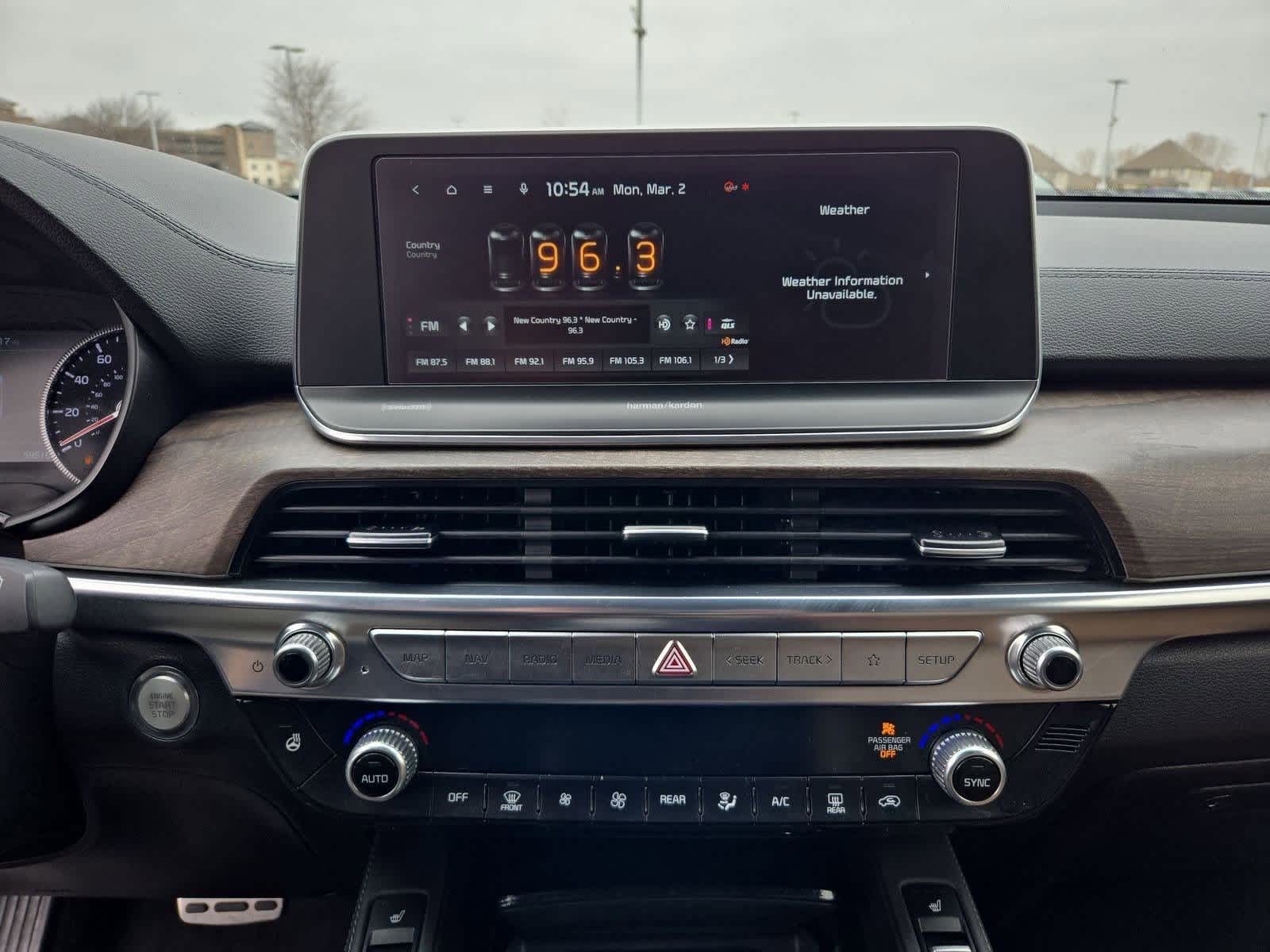 Thumbnail: 2022 Kia Telluride - 27