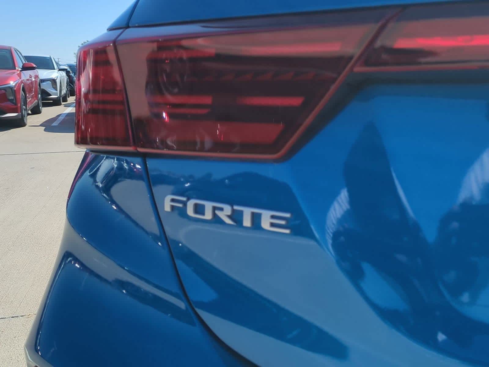 Thumbnail: 2023 Kia Forte - 12