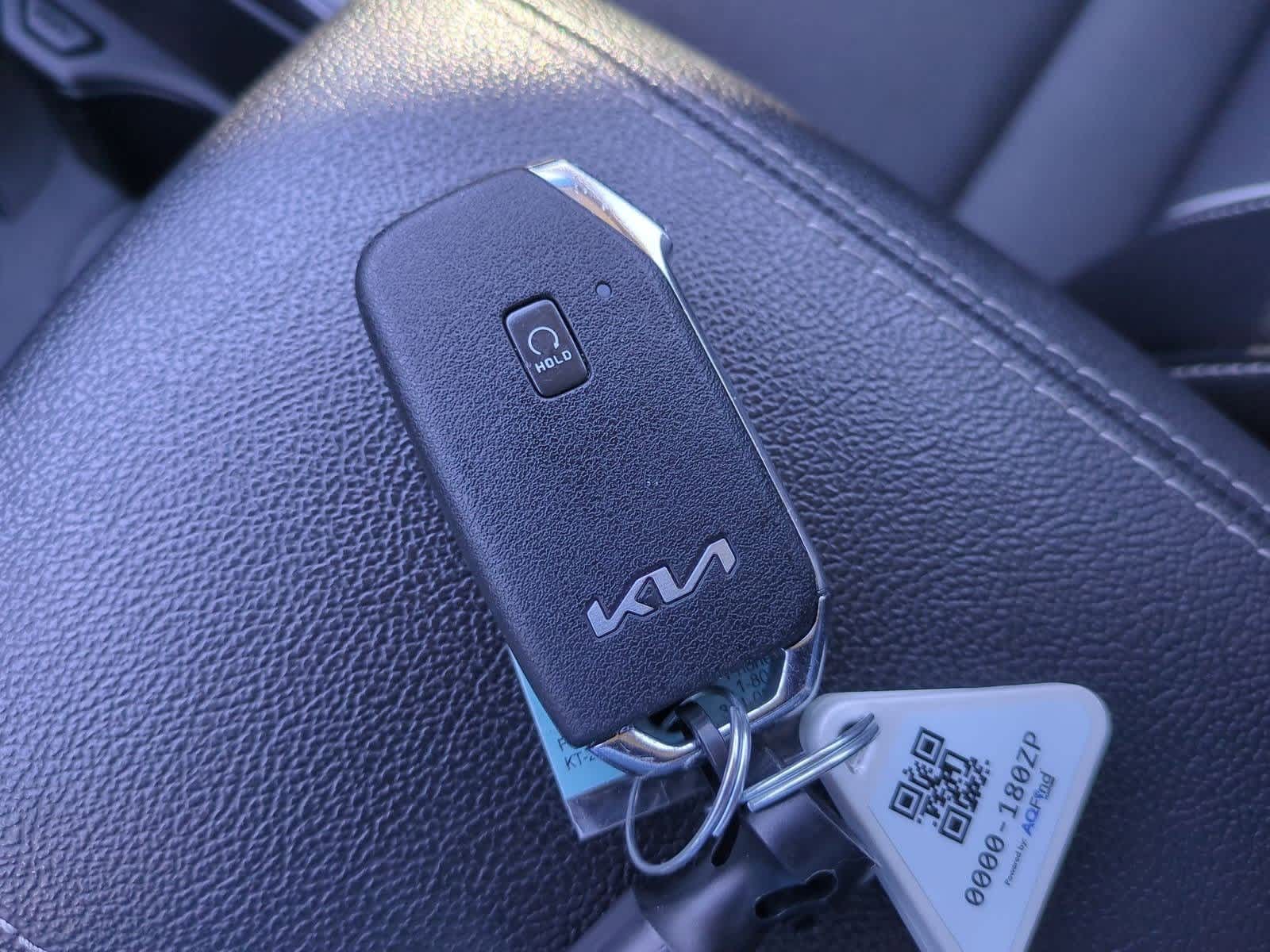 Thumbnail: 2022 Kia Niro - 35