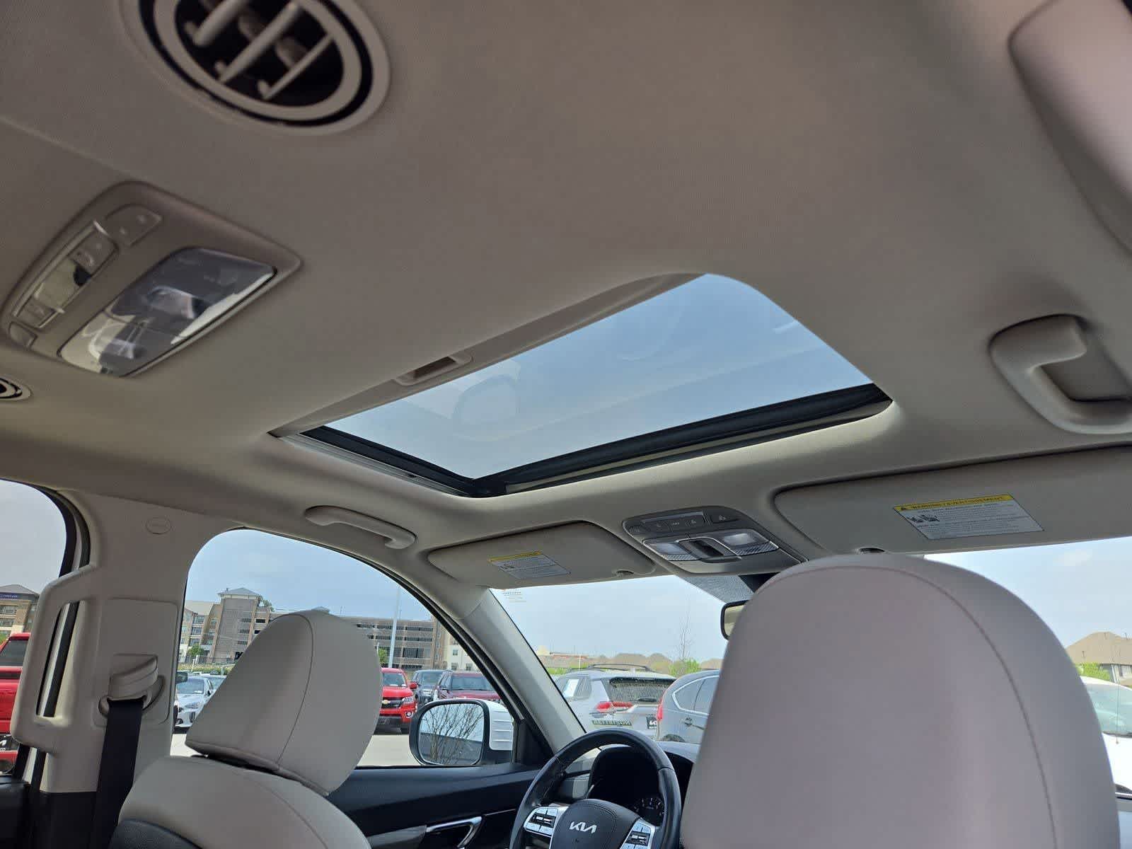 Thumbnail: 2022 Kia Telluride - 20