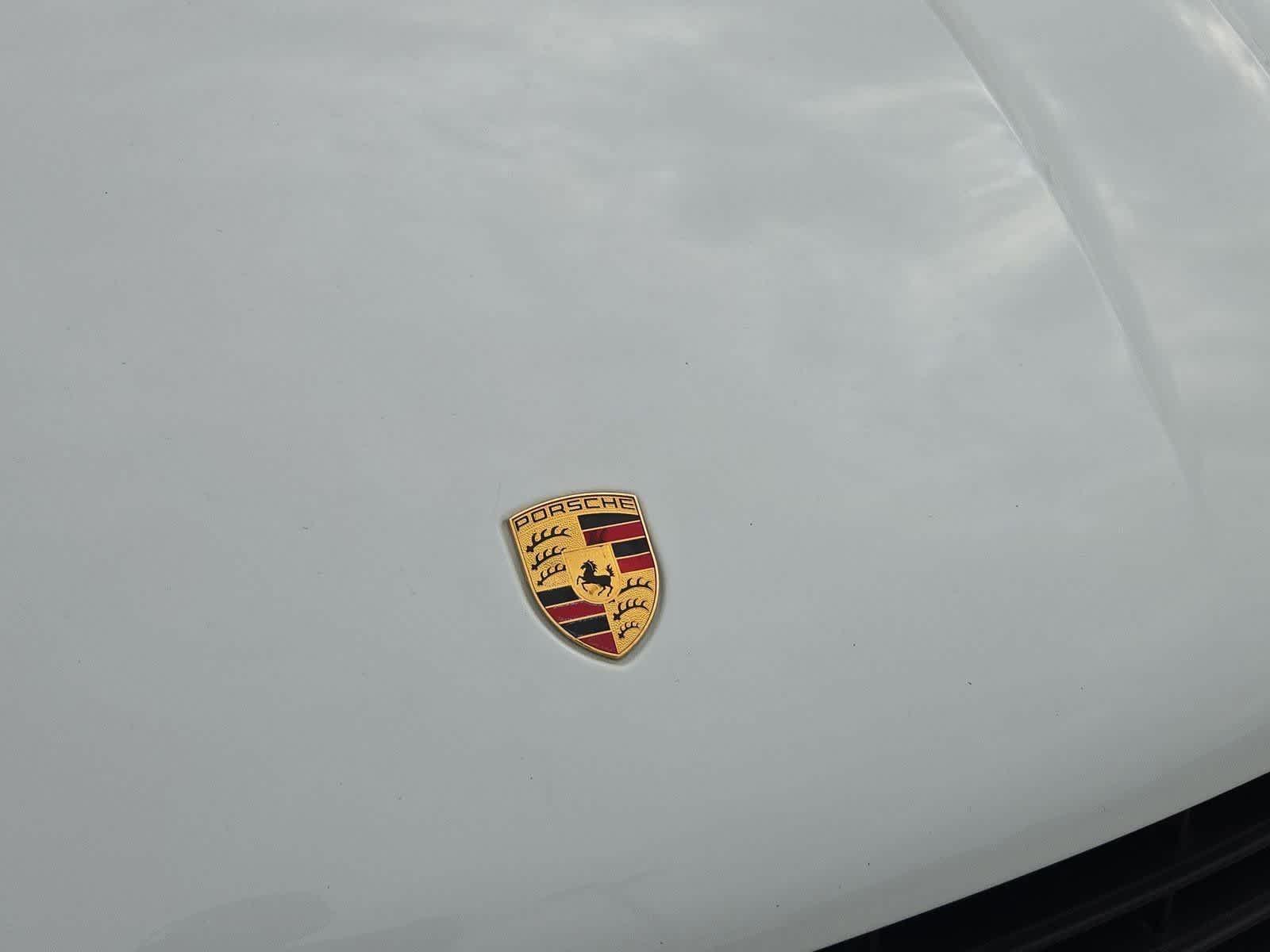 Thumbnail: 2020 Porsche Macan - 10