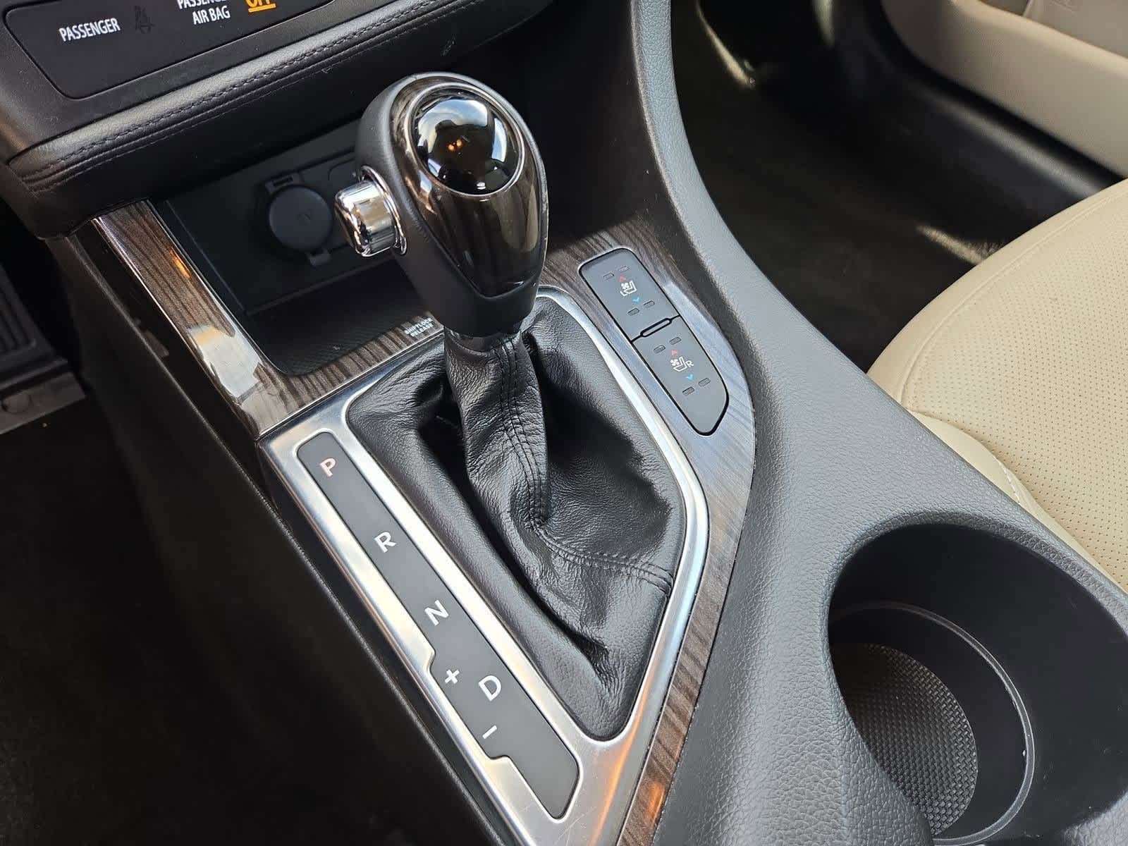 Thumbnail: 2013 Kia Optima - 32