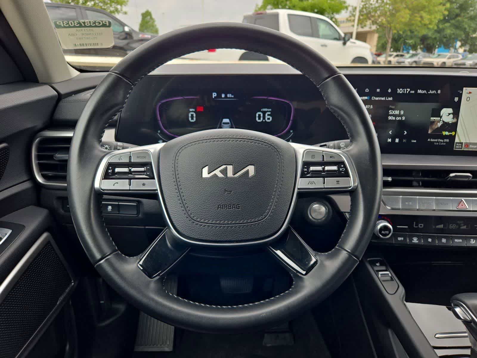 Thumbnail: 2023 Kia Telluride - 22