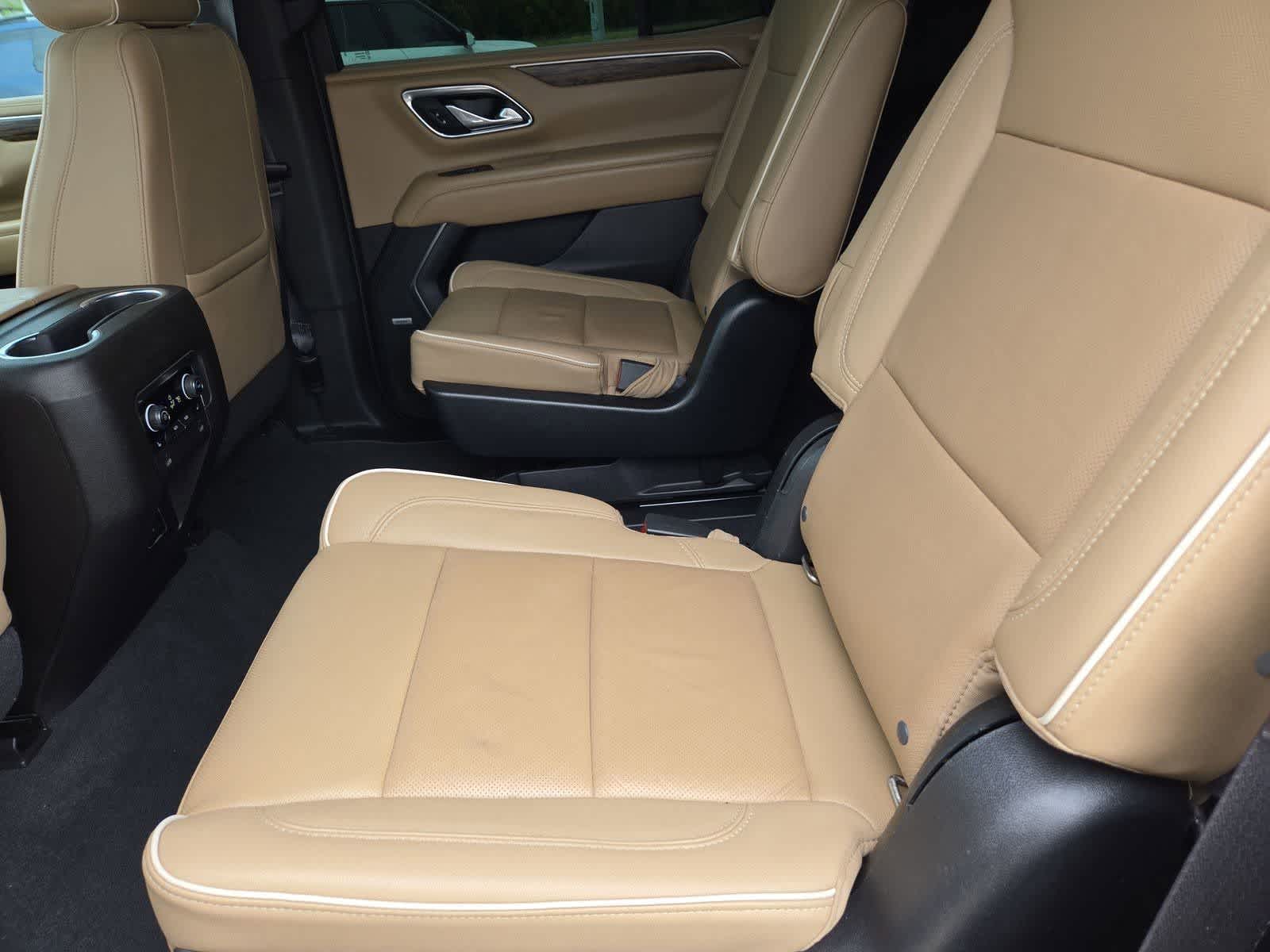 Thumbnail: 2021 Chevrolet Tahoe - 17