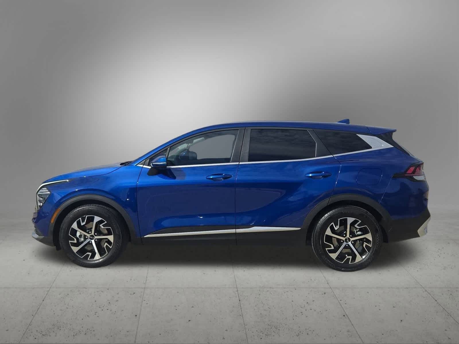 Thumbnail: 2024 Kia Sportage - 3