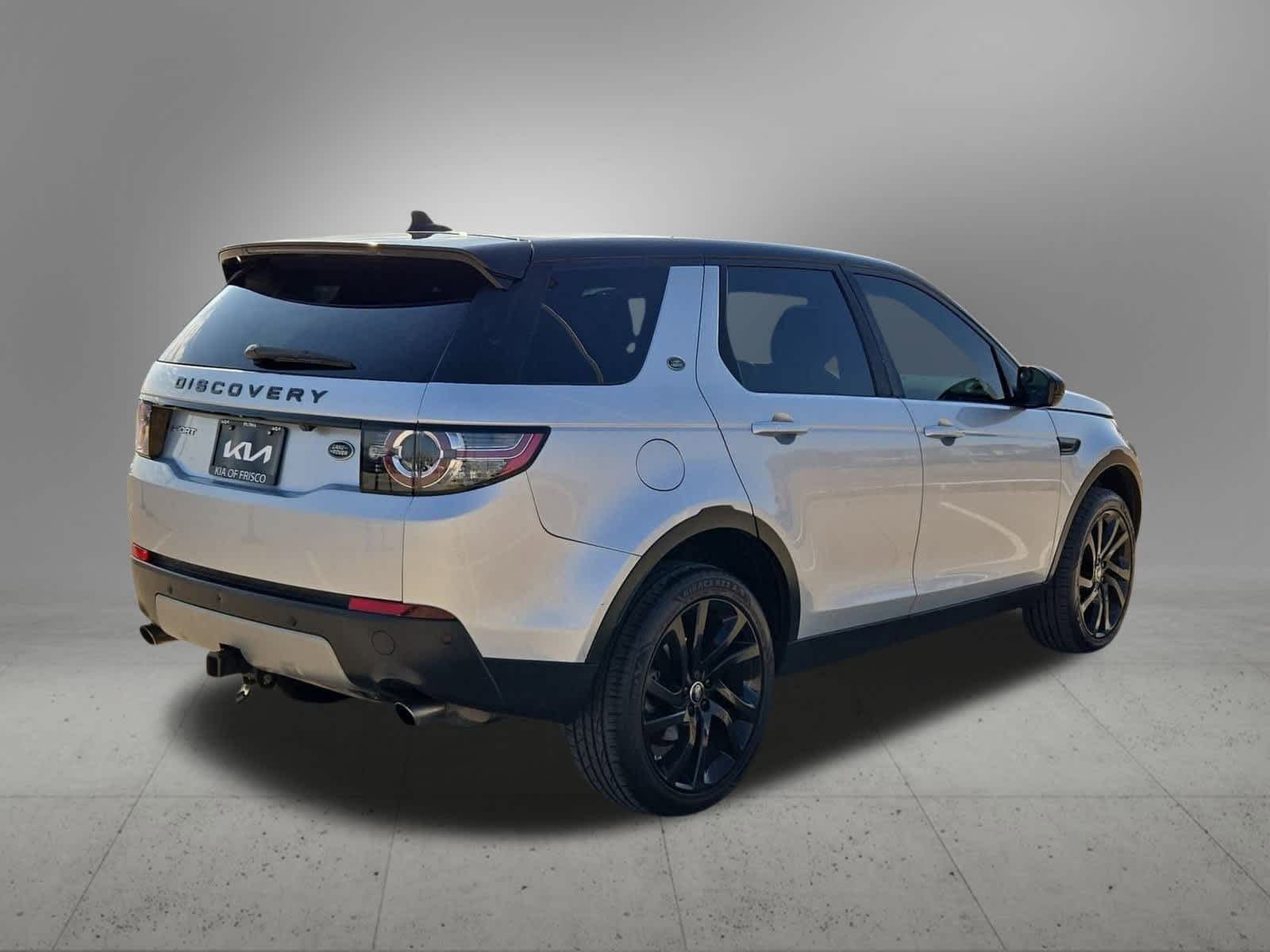 Thumbnail: 2015 Land Rover Discovery Sport - 6