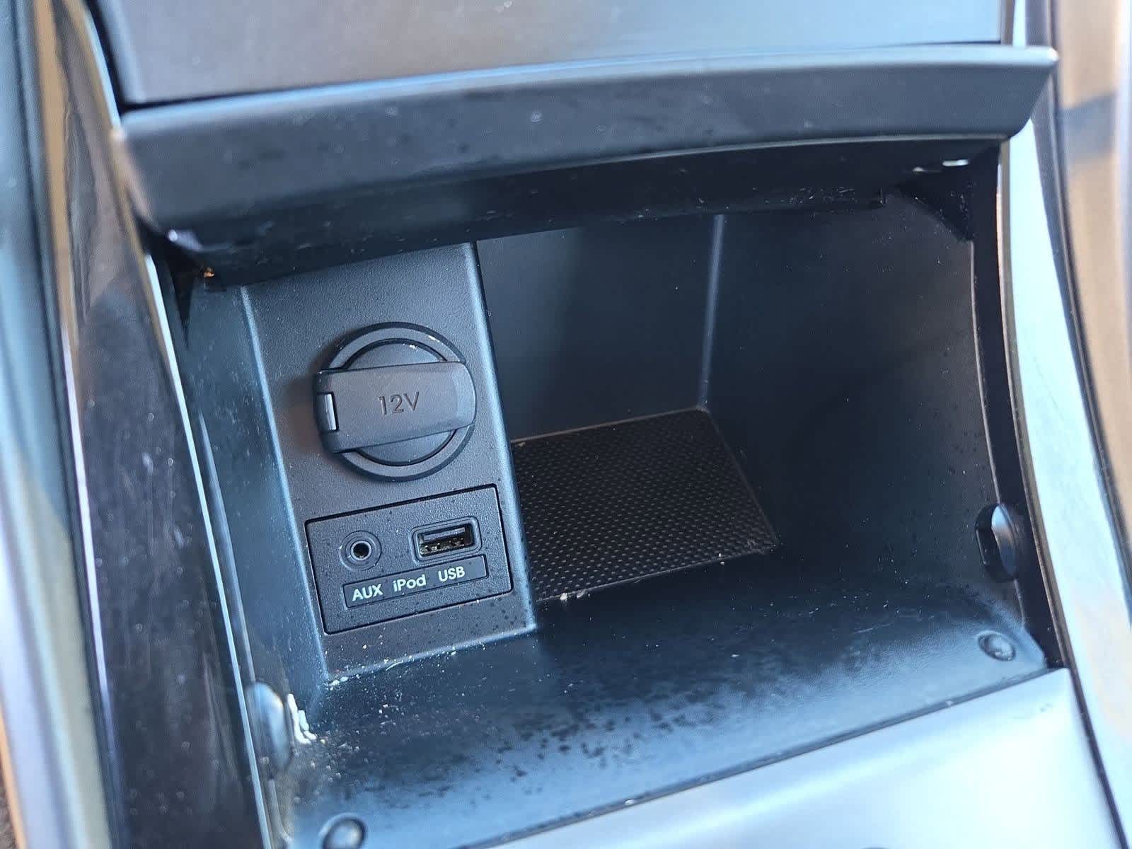 Thumbnail: 2013 Hyundai Elantra - 26