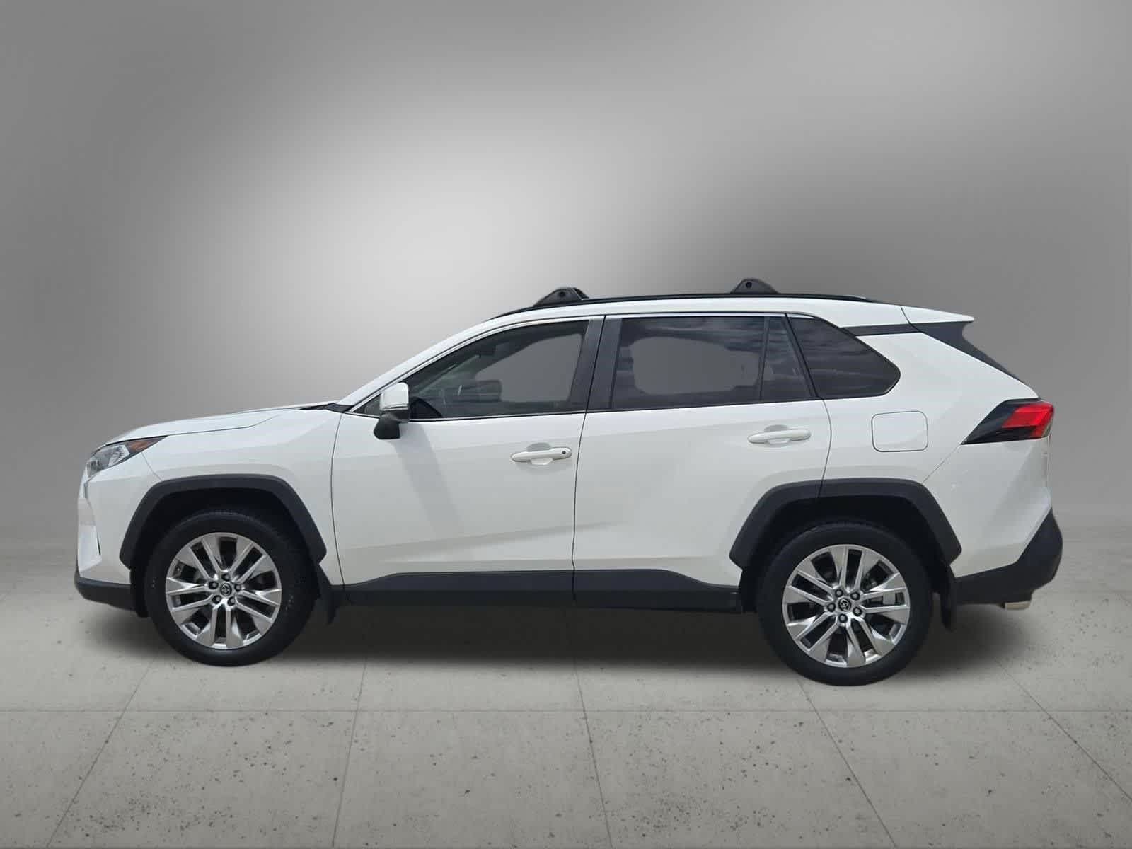 Thumbnail: 2019 Toyota RAV4 - 2