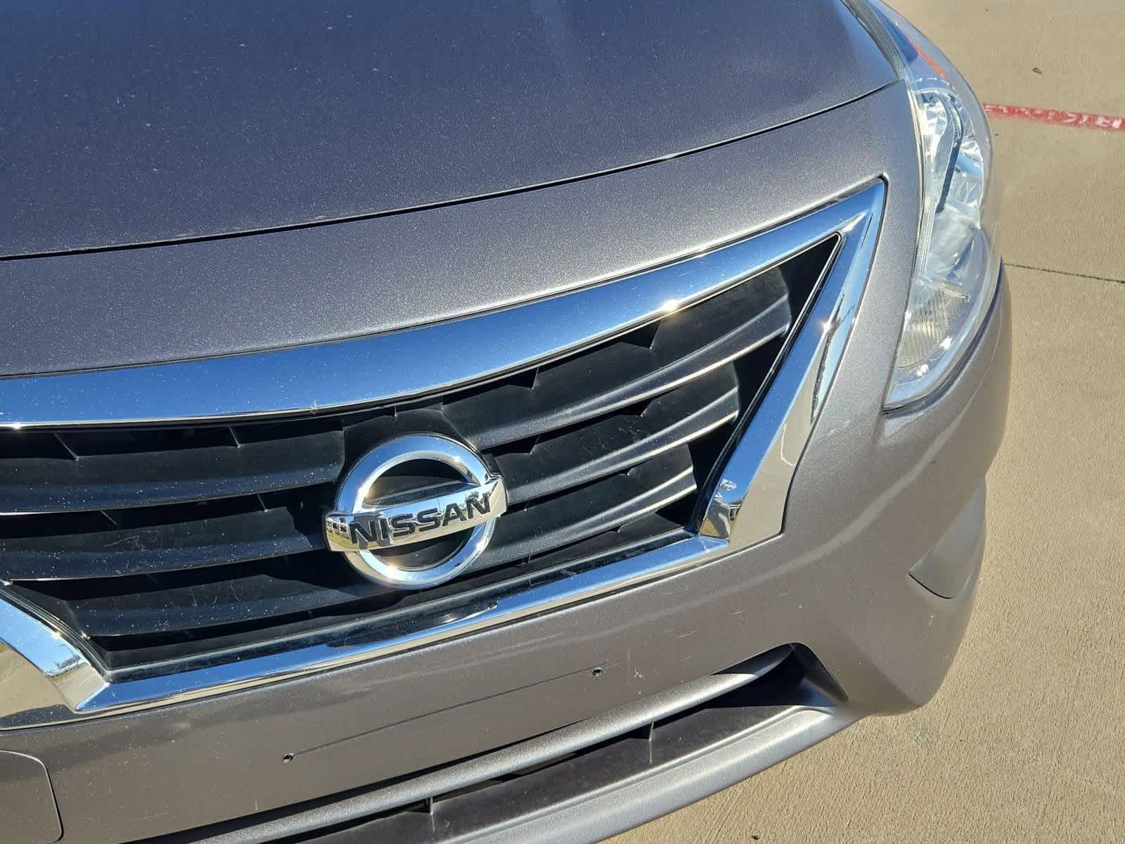 Thumbnail: 2016 Nissan Versa - 10