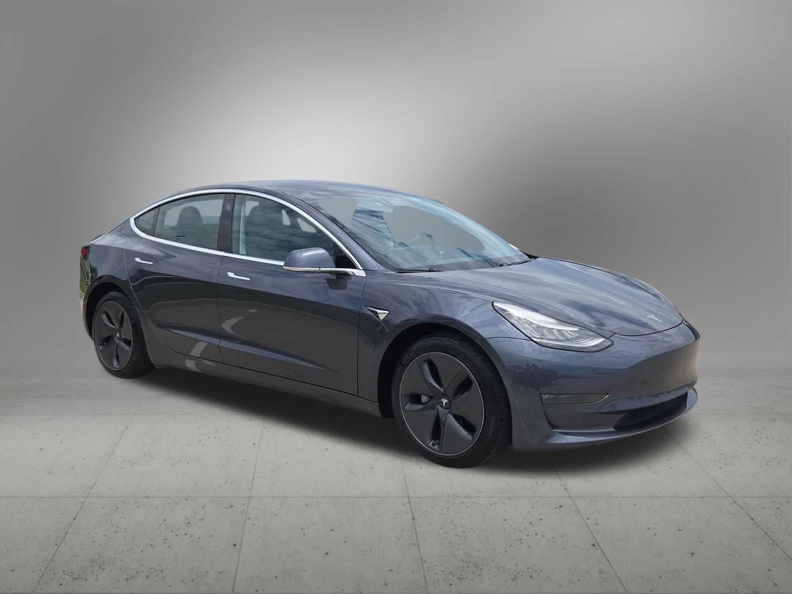 Thumbnail: 2020 Tesla Model 3 - 8
