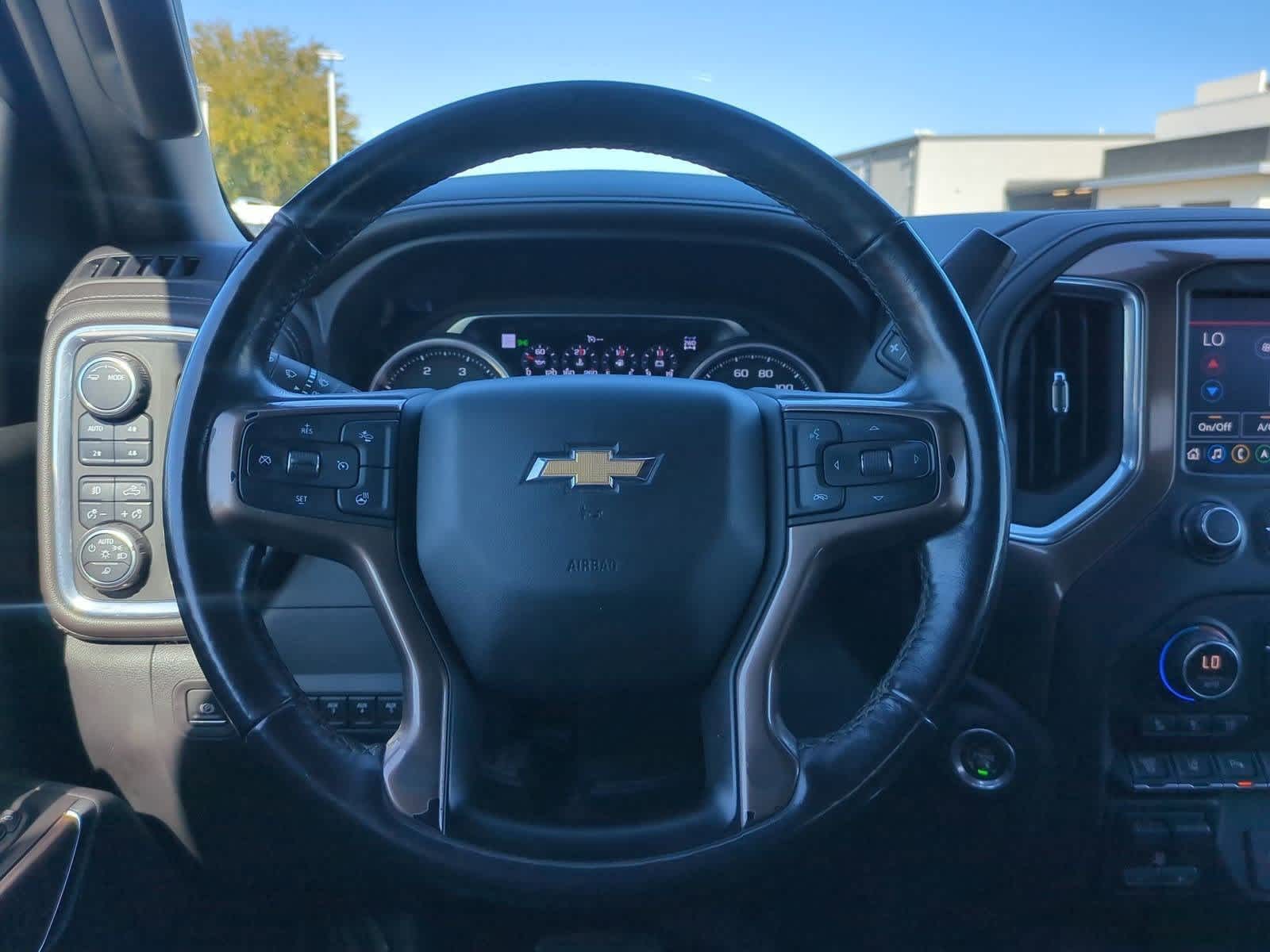 Thumbnail: 2020 Chevrolet Silverado 2500 - 24