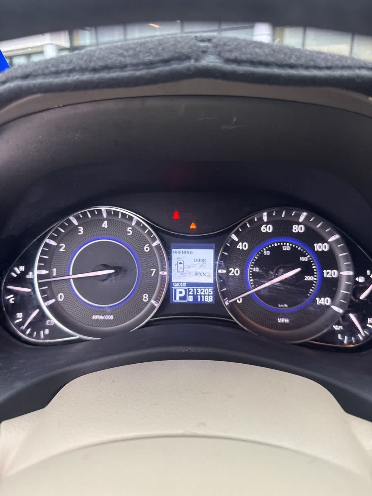 Thumbnail: 2011 INFINITI QX56 - 7
