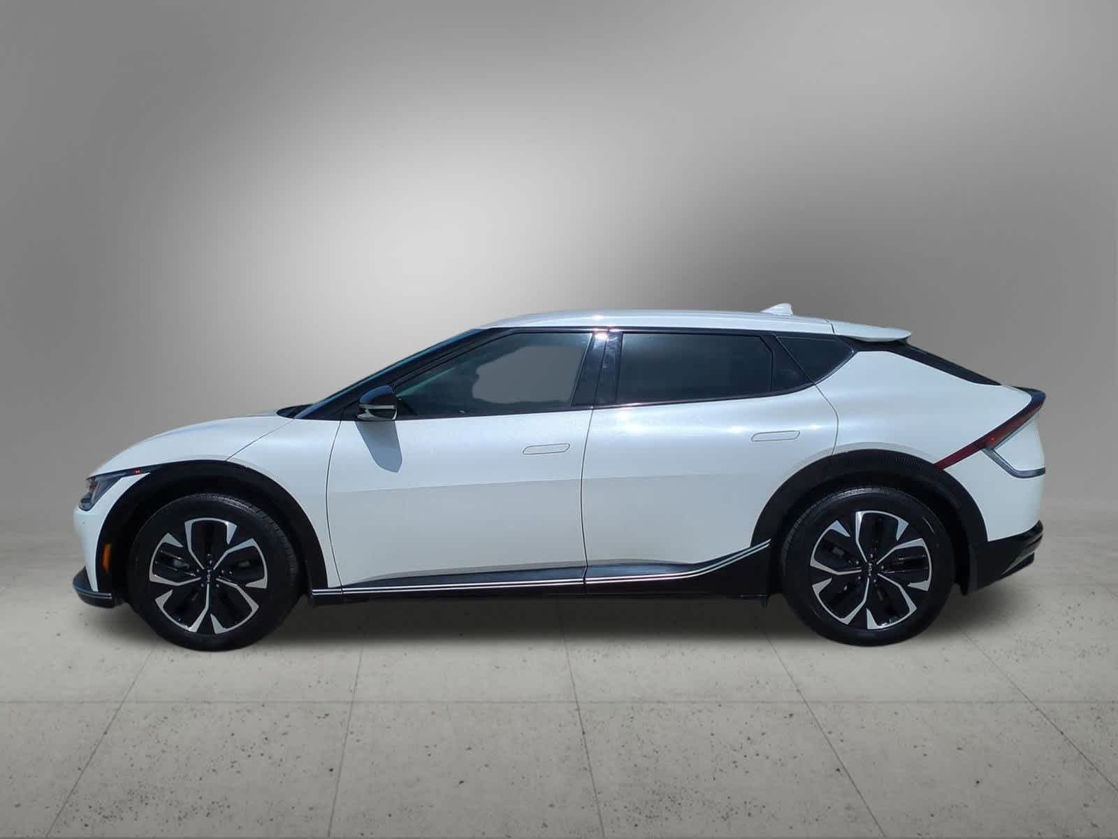 2022 Kia EV6 Wind 3