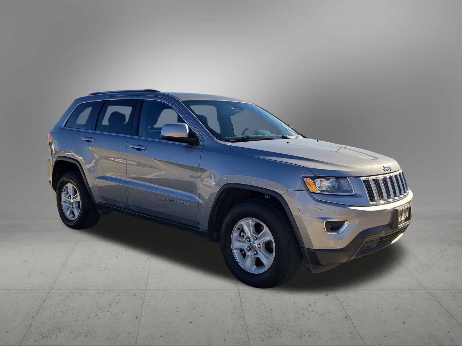 Thumbnail: 2016 Jeep Grand Cherokee - 8