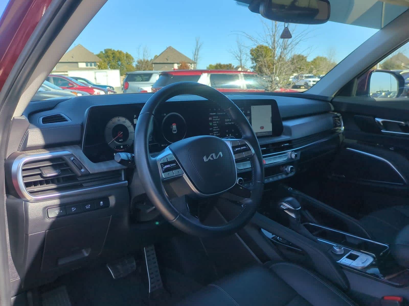 2024 Kia Telluride SX photo 2