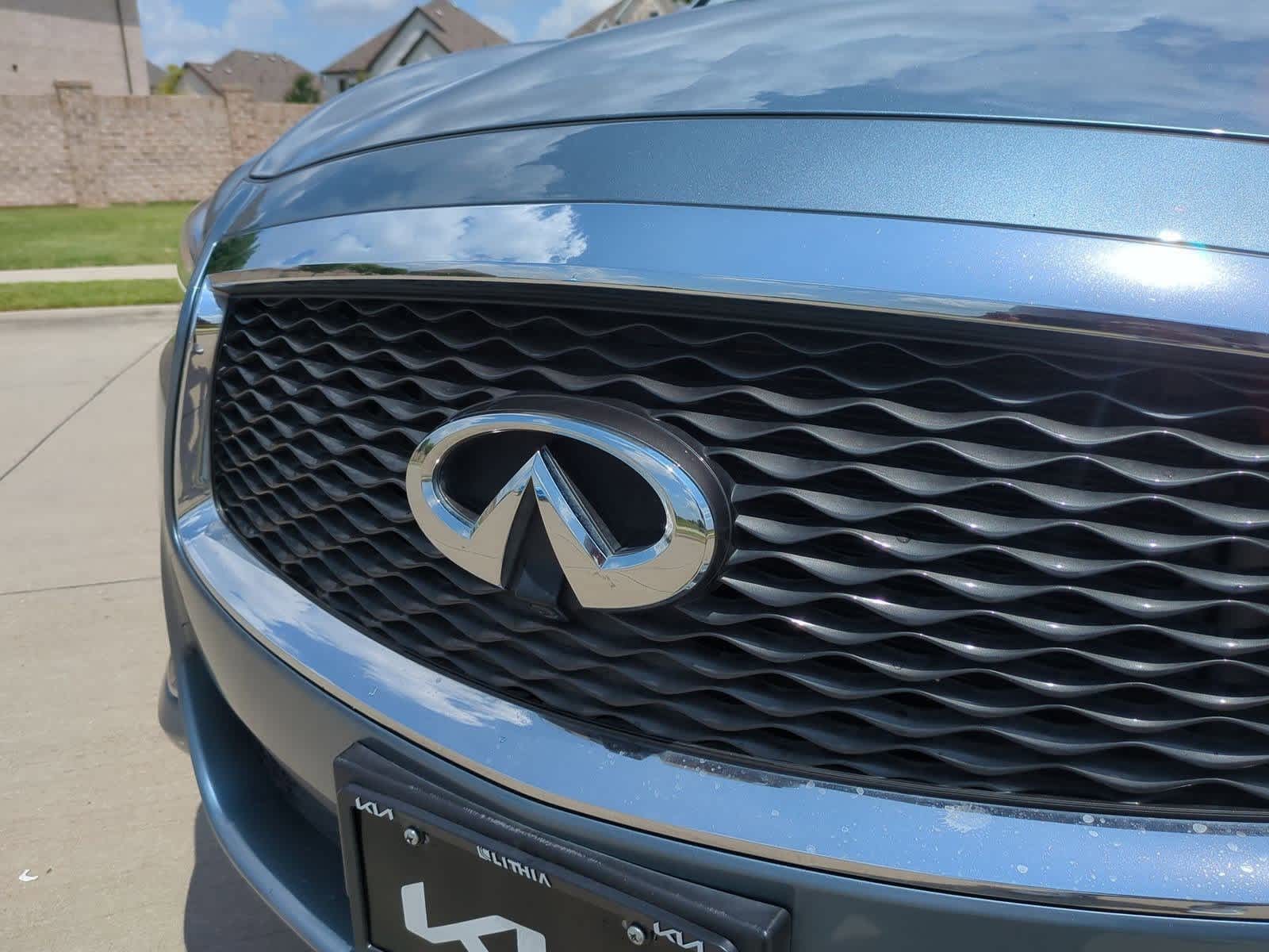 Thumbnail: 2017 INFINITI QX60 - 10