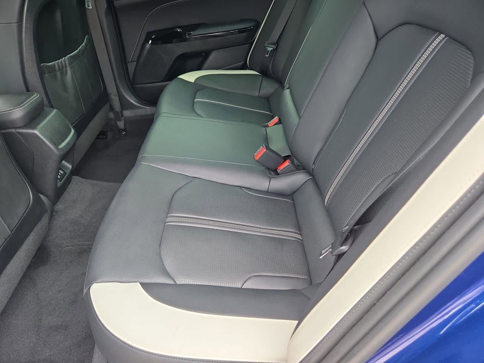 Thumbnail: 2025 Kia K5 - 18