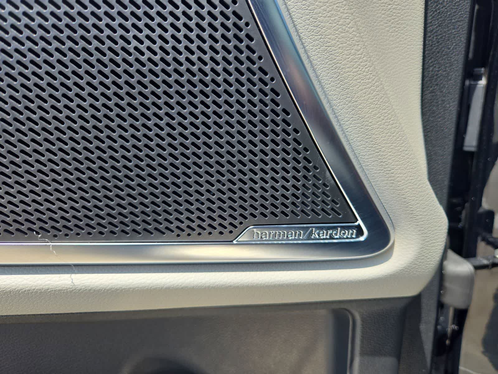 Thumbnail: 2025 Kia Telluride - 30