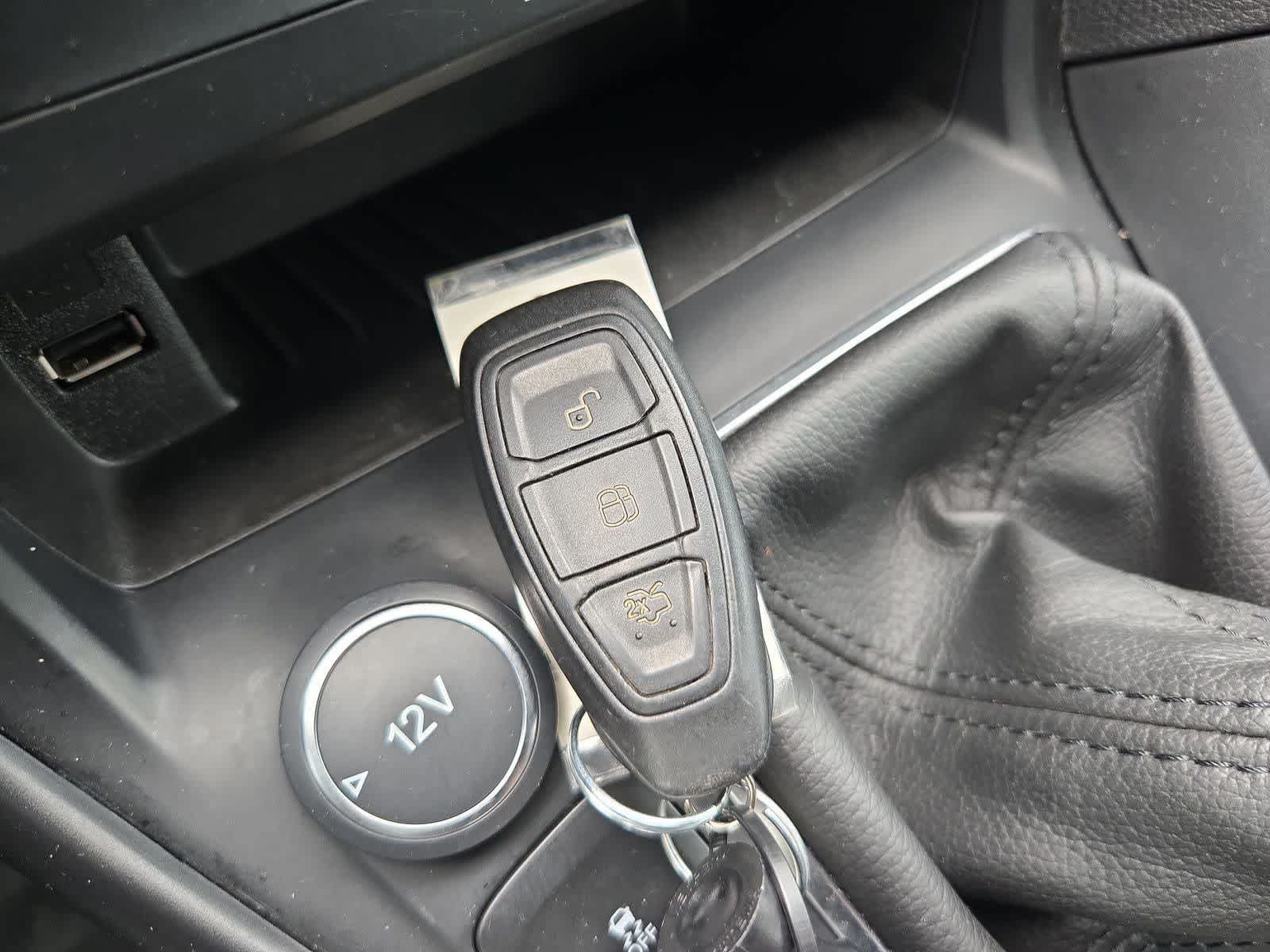 Thumbnail: 2015 Ford Focus - 31