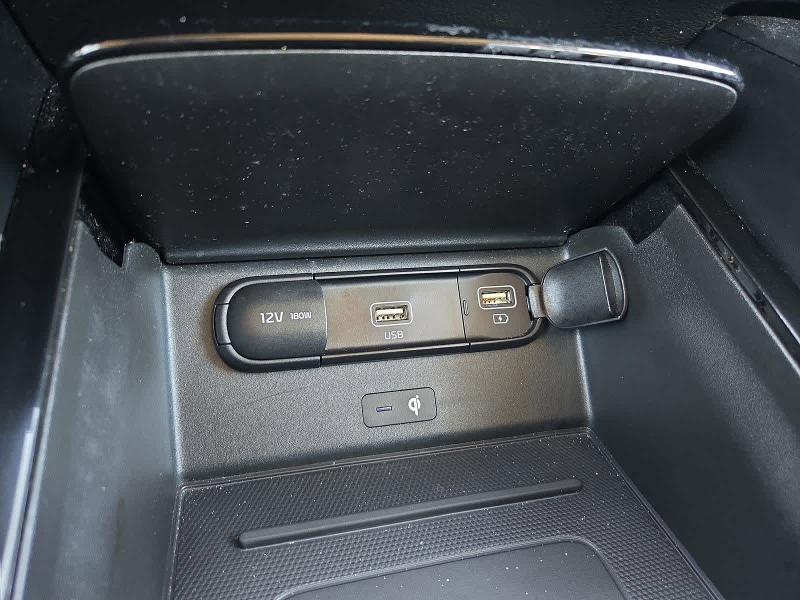 Thumbnail: 2022 Kia Telluride - 31