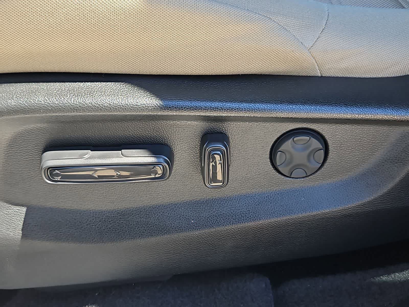 Thumbnail: 2022 Honda CR-V - 16