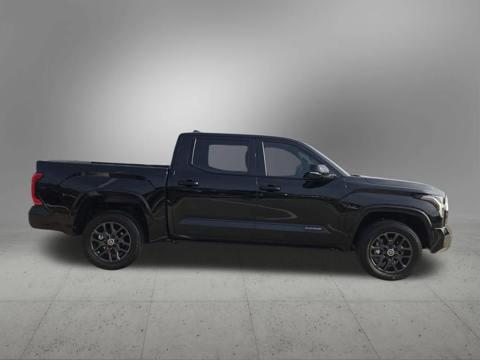 Thumbnail: 2024 Toyota Tundra - 6