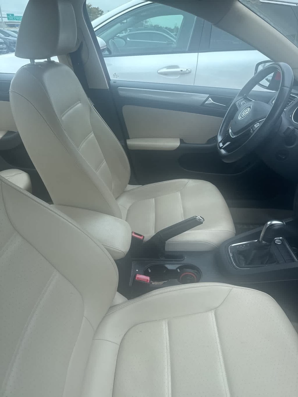 Used 2015 Volkswagen Jetta 1.8T SE w/Connectivity Sedan