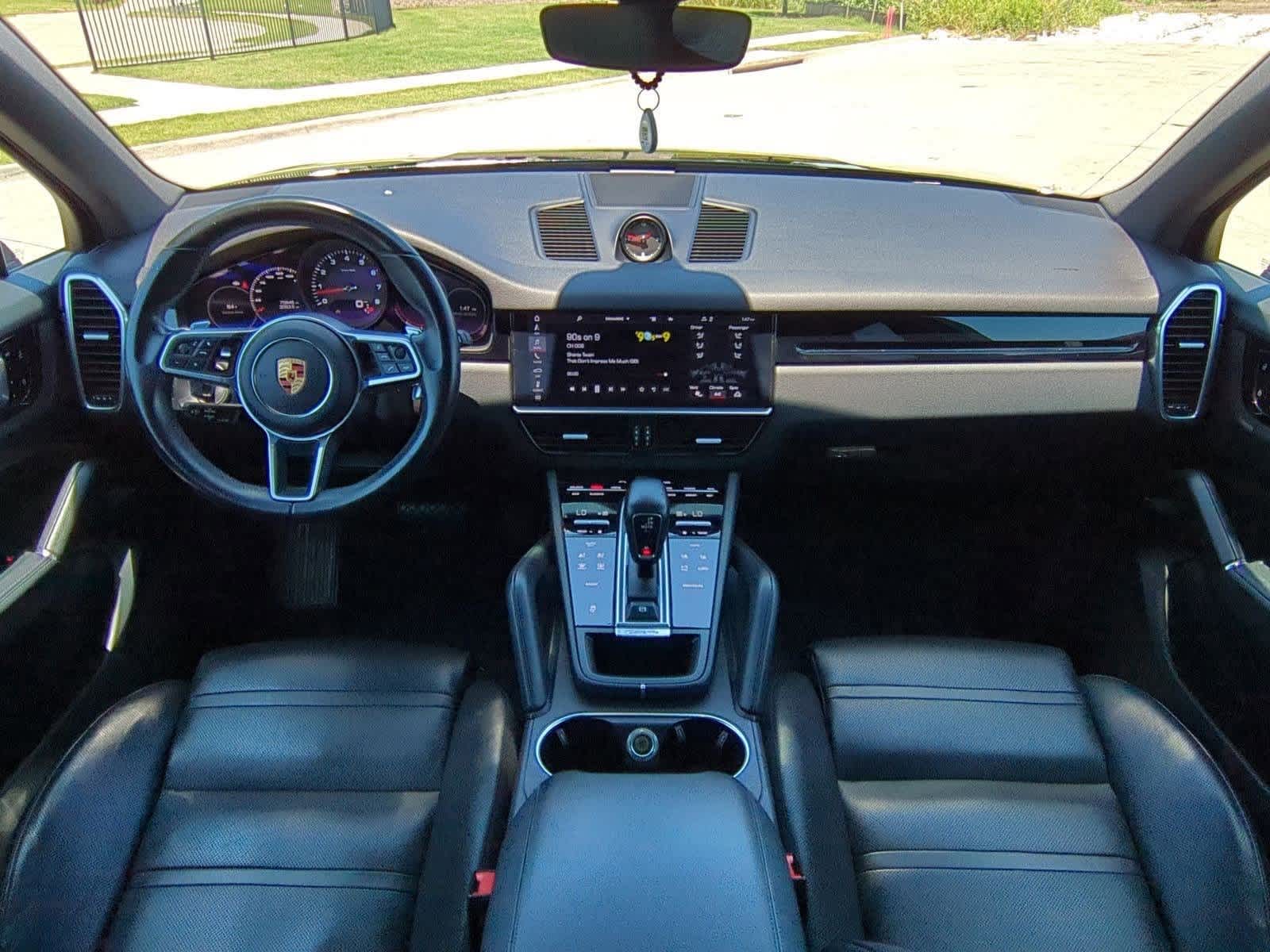 Thumbnail: 2020 Porsche Cayenne - 14