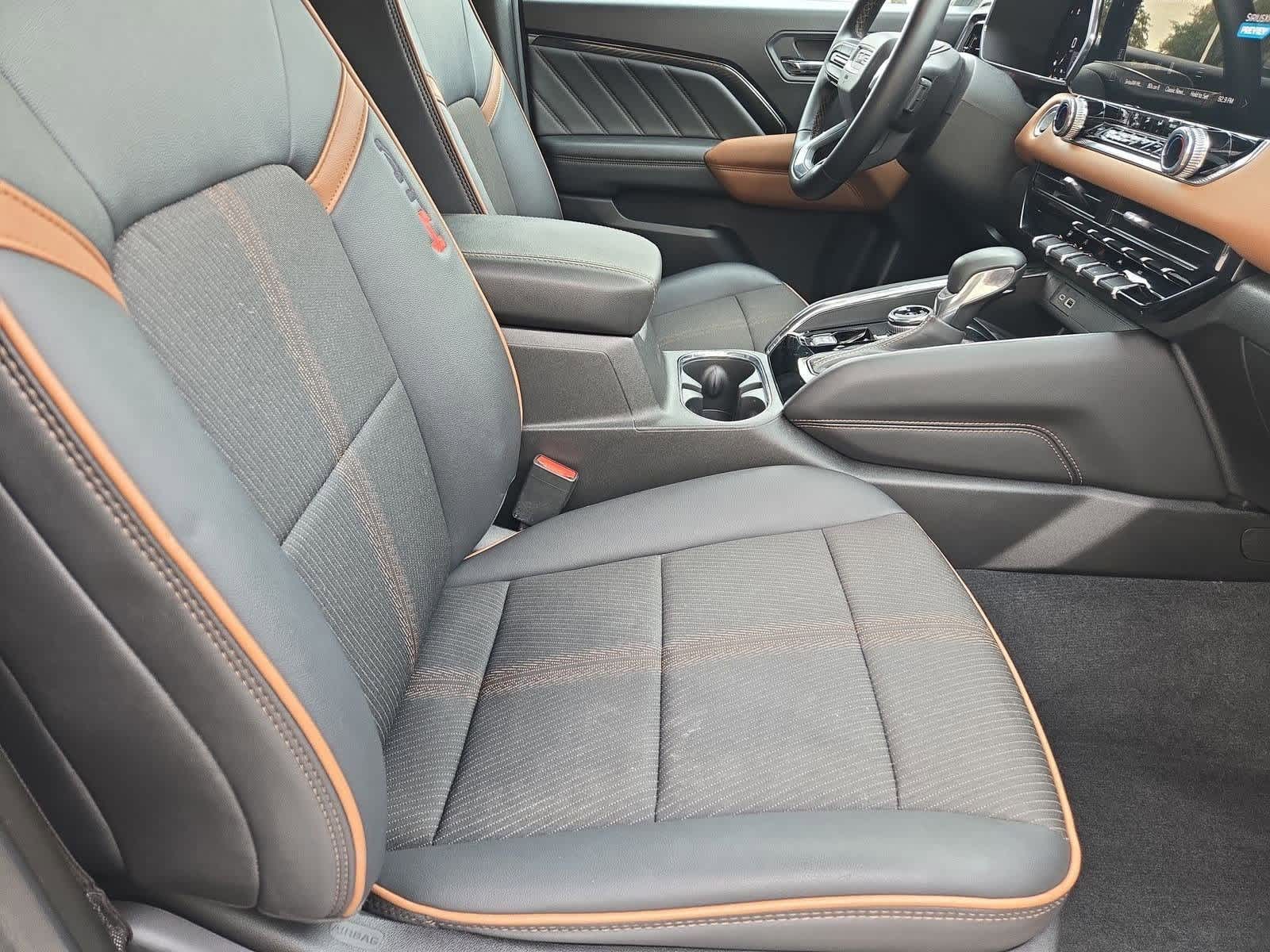 Thumbnail: 2024 GMC Canyon - 21