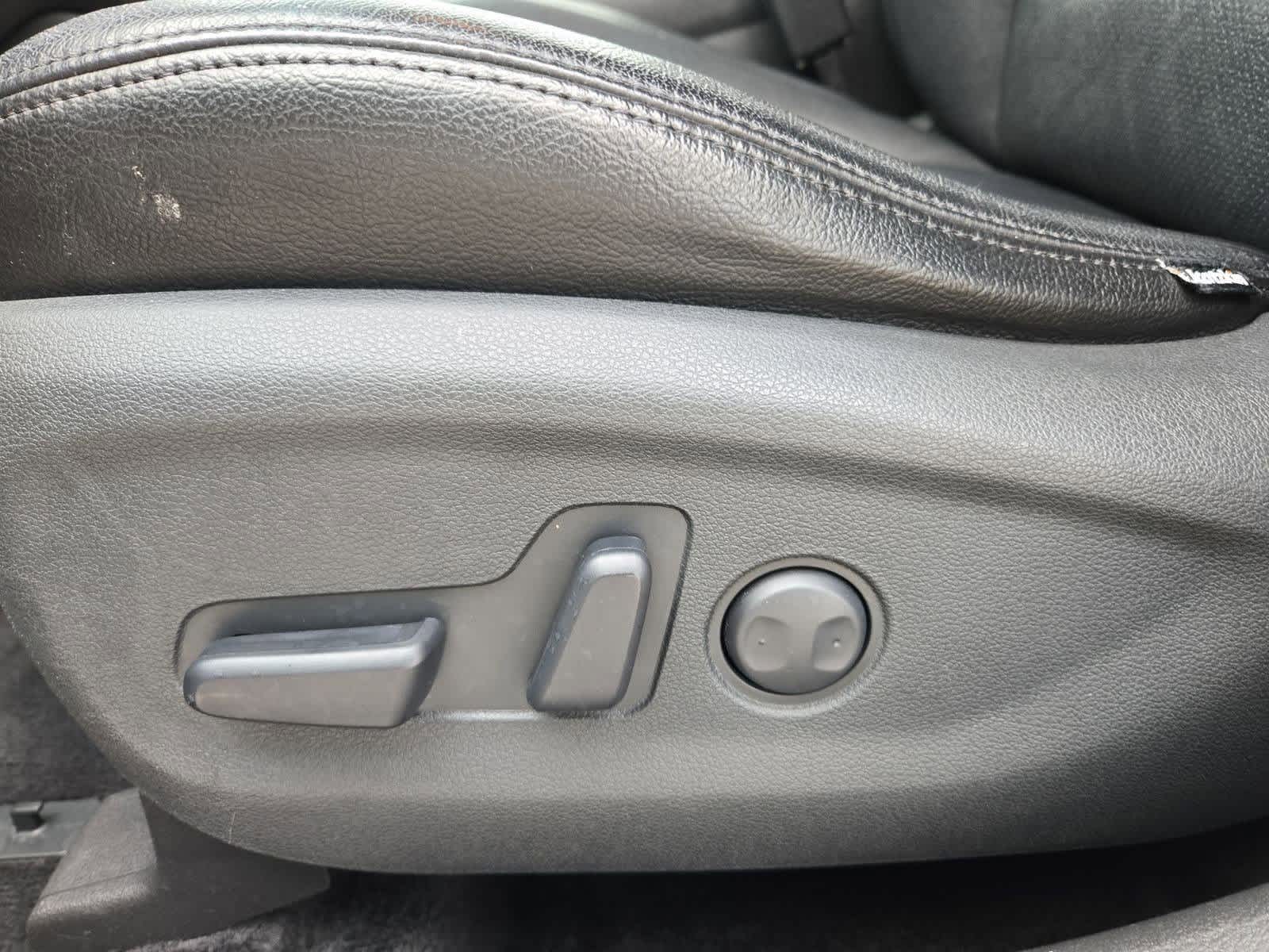 Thumbnail: 2020 Hyundai Tucson - 16