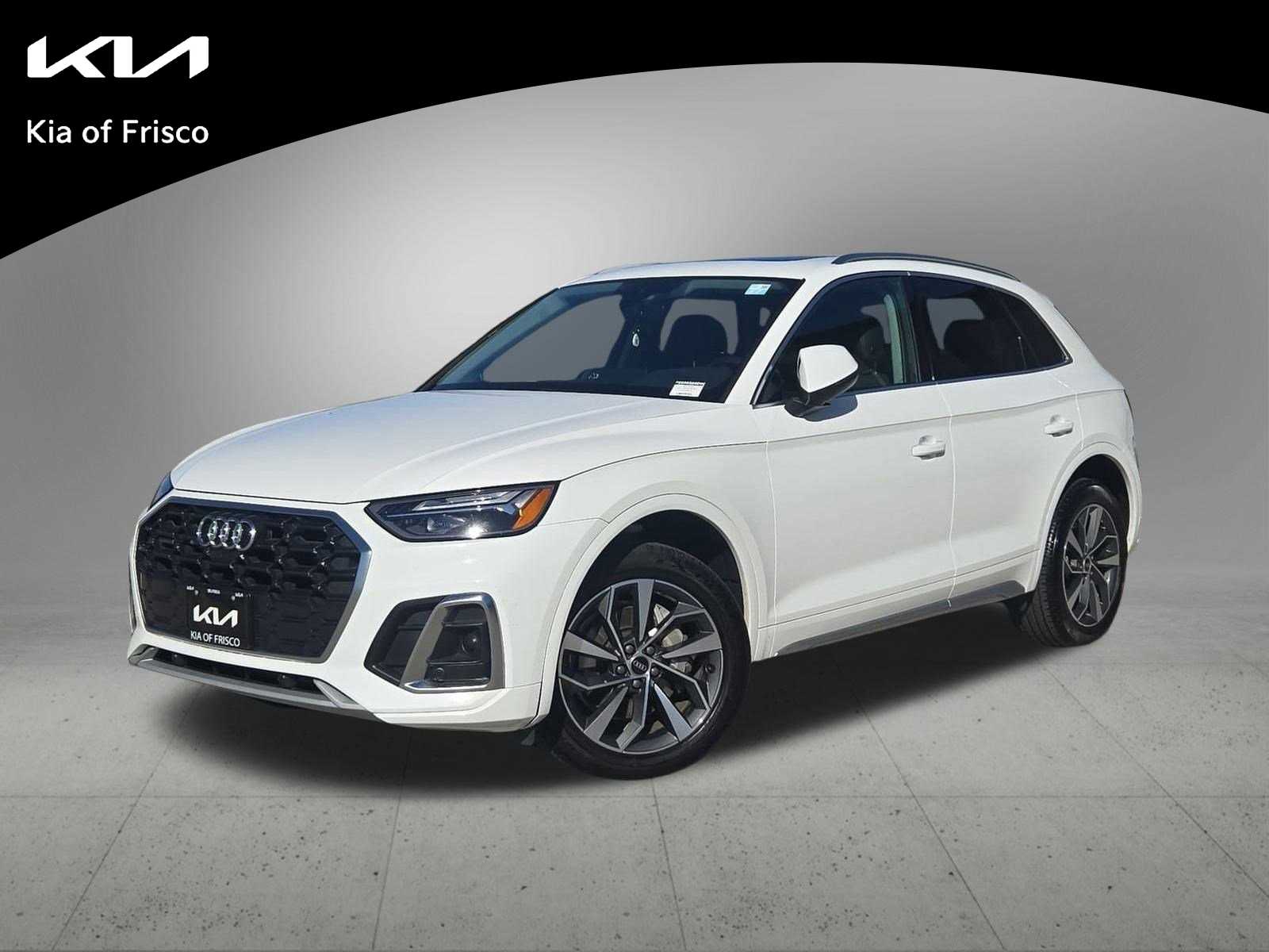 2023 Audi Q5 Premium Plus's photo