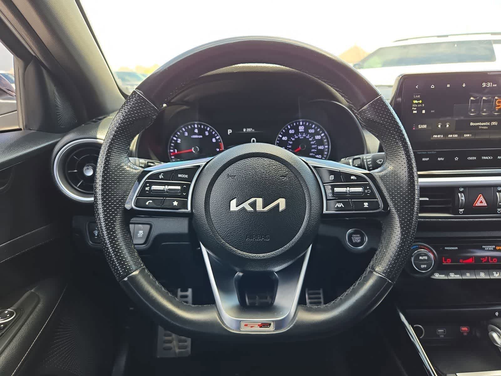 Thumbnail: 2022 Kia Forte - 23