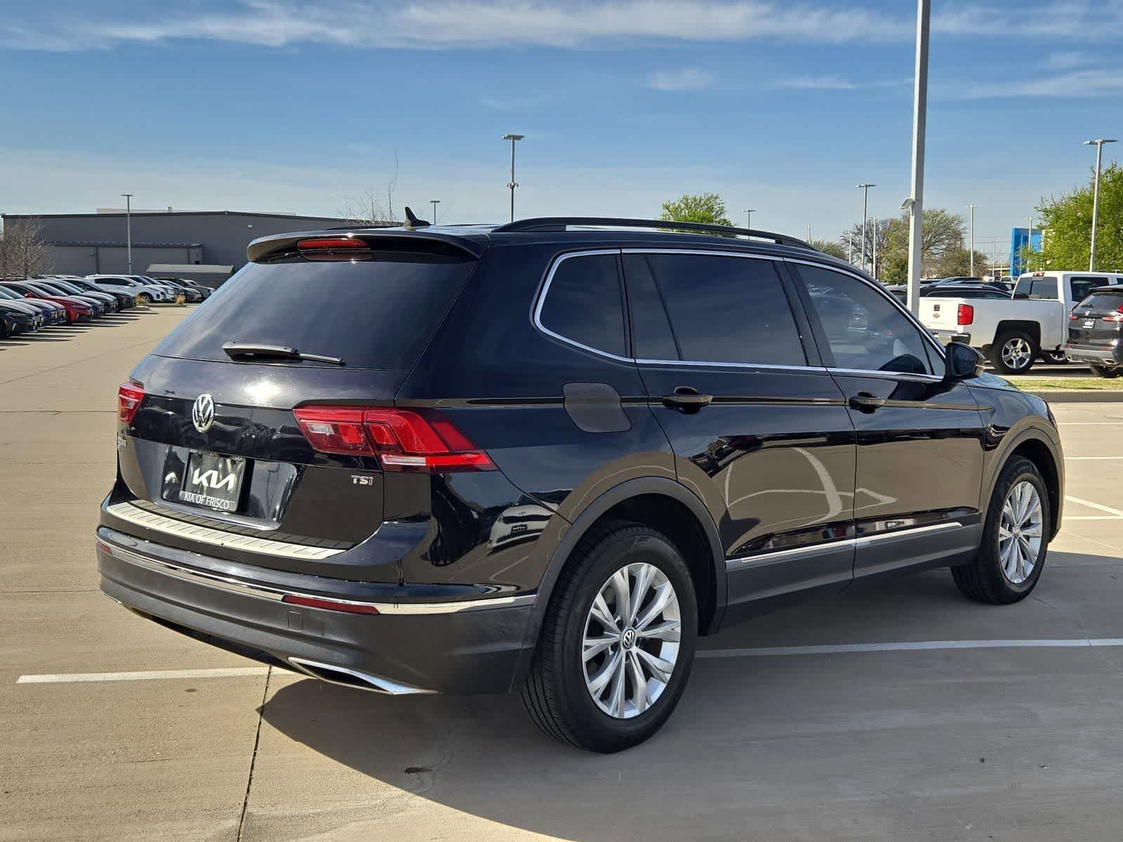 Thumbnail: 2018 Volkswagen Tiguan - 6