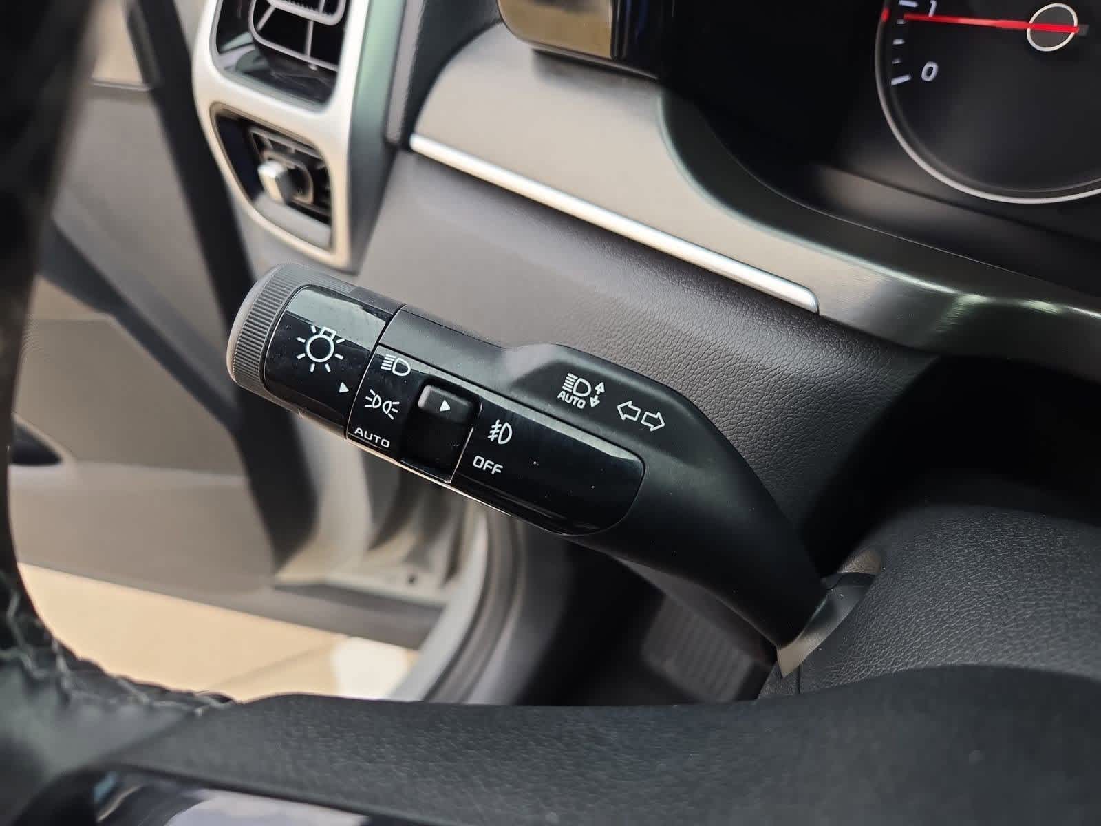 Thumbnail: 2022 Kia Sorento - 32