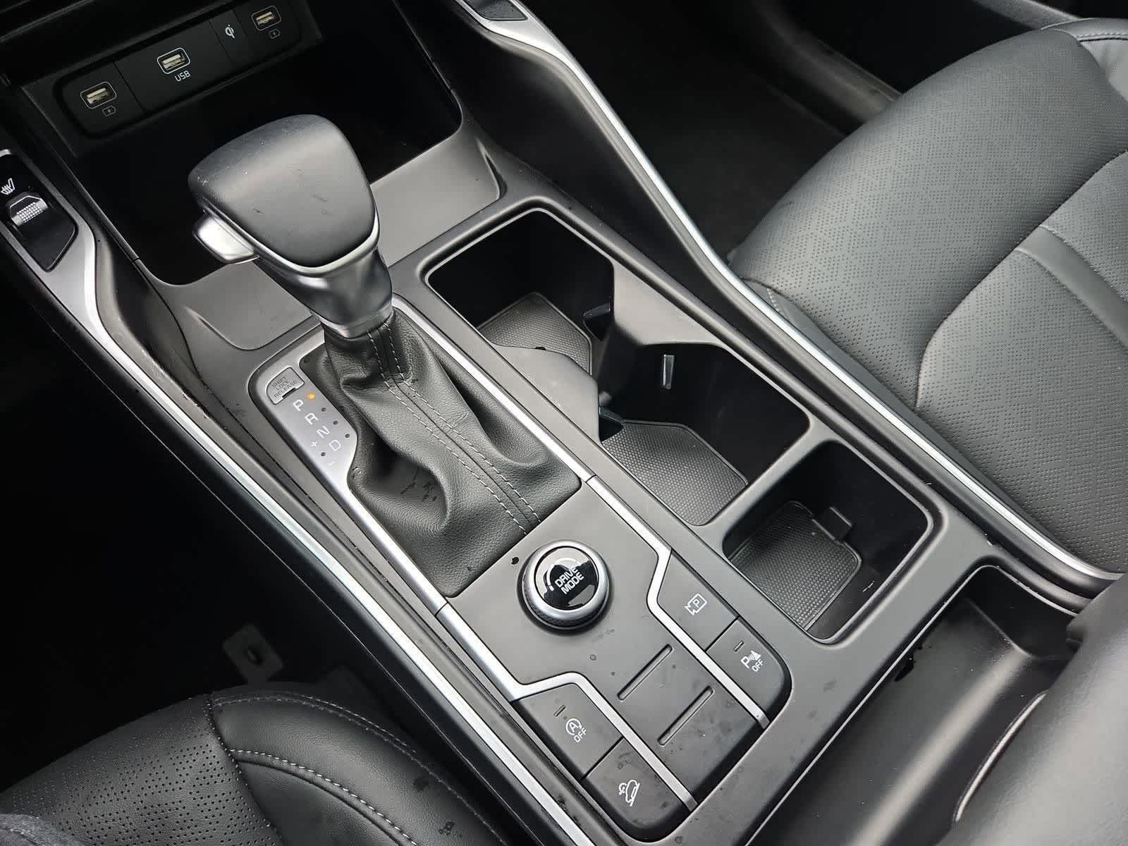 Thumbnail: 2023 Kia Sorento - 31