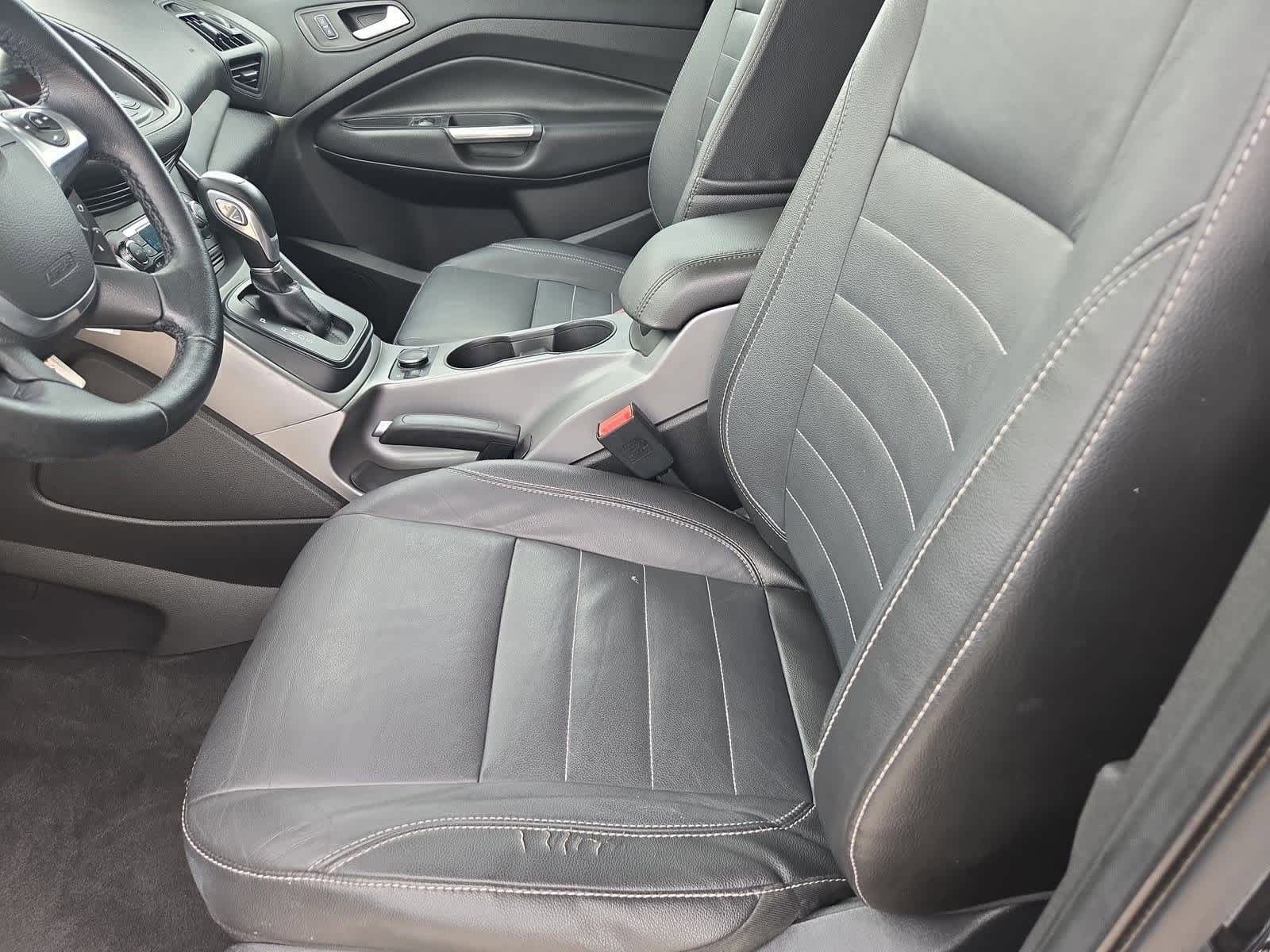 Thumbnail: 2014 Ford Escape - 21