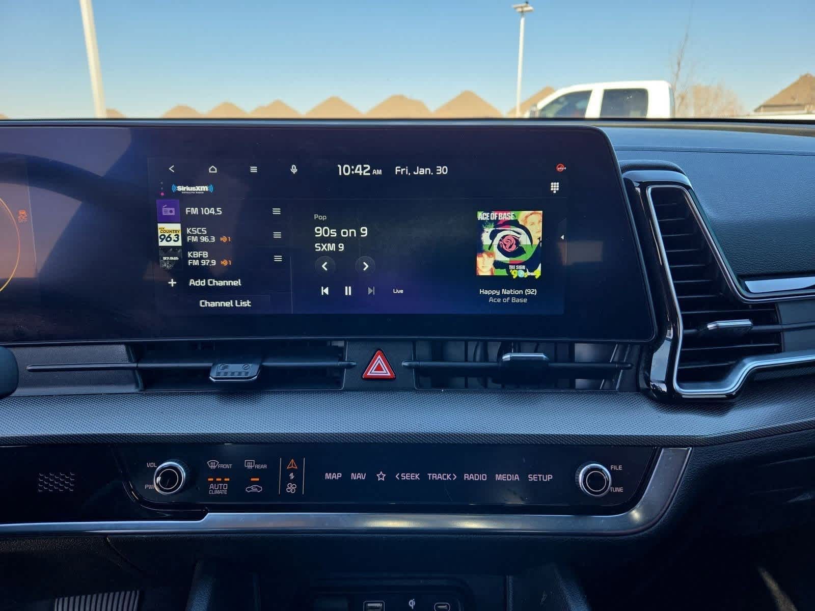 Thumbnail: 2023 Kia Sportage - 28