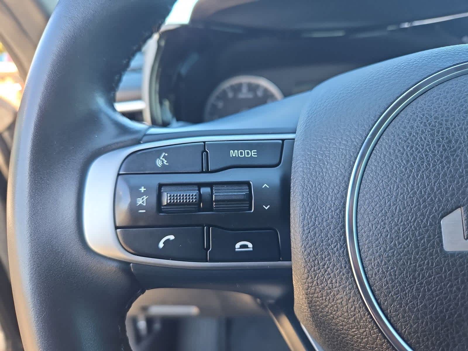 Thumbnail: 2023 Kia K5 - 21