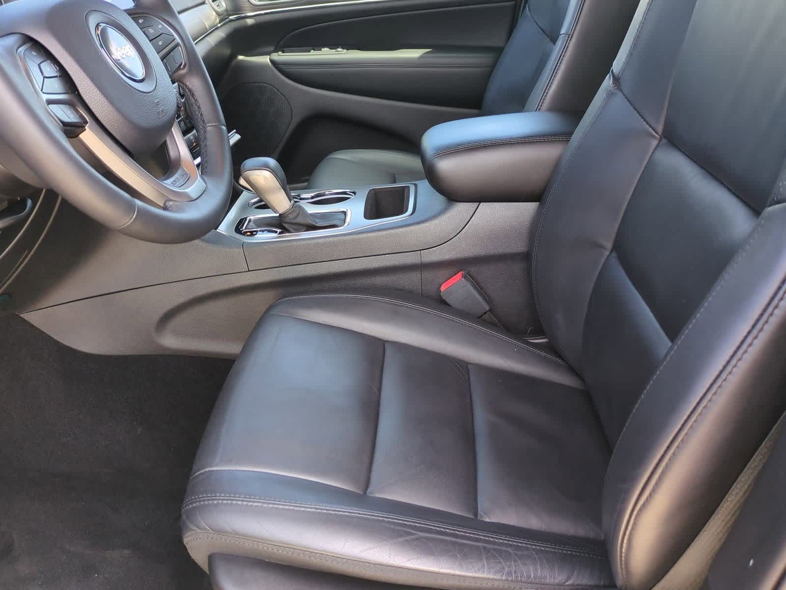 Thumbnail: 2019 Jeep Grand Cherokee - 16