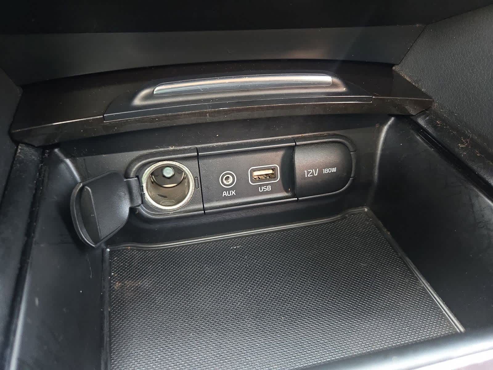 Thumbnail: 2016 Kia Optima - 31