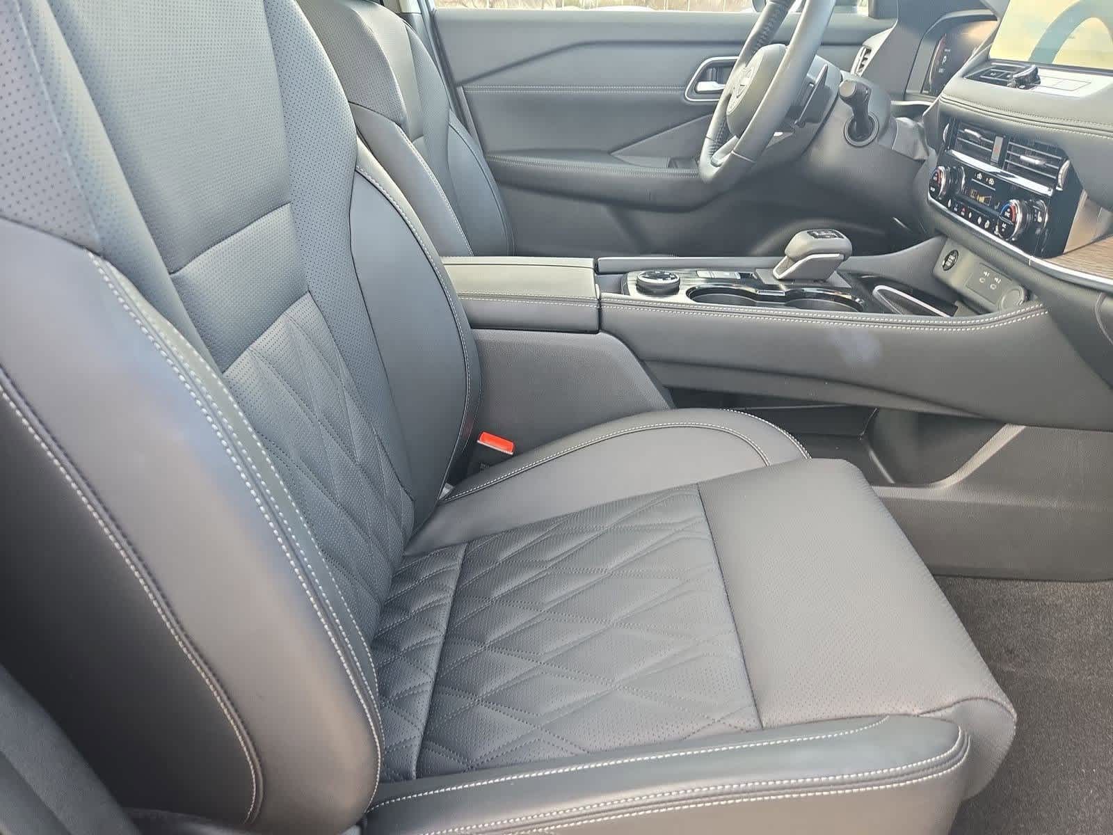 Thumbnail: 2024 Nissan Rogue - 22