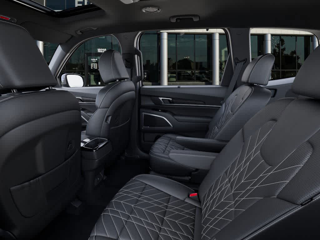 Thumbnail: 2025 Kia Telluride - 18