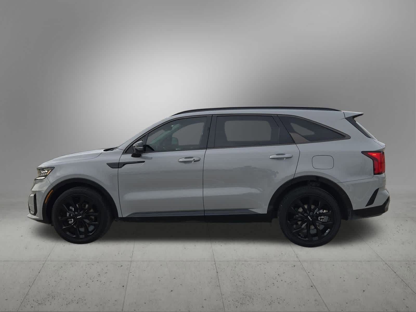 Thumbnail: 2022 Kia Sorento - 9