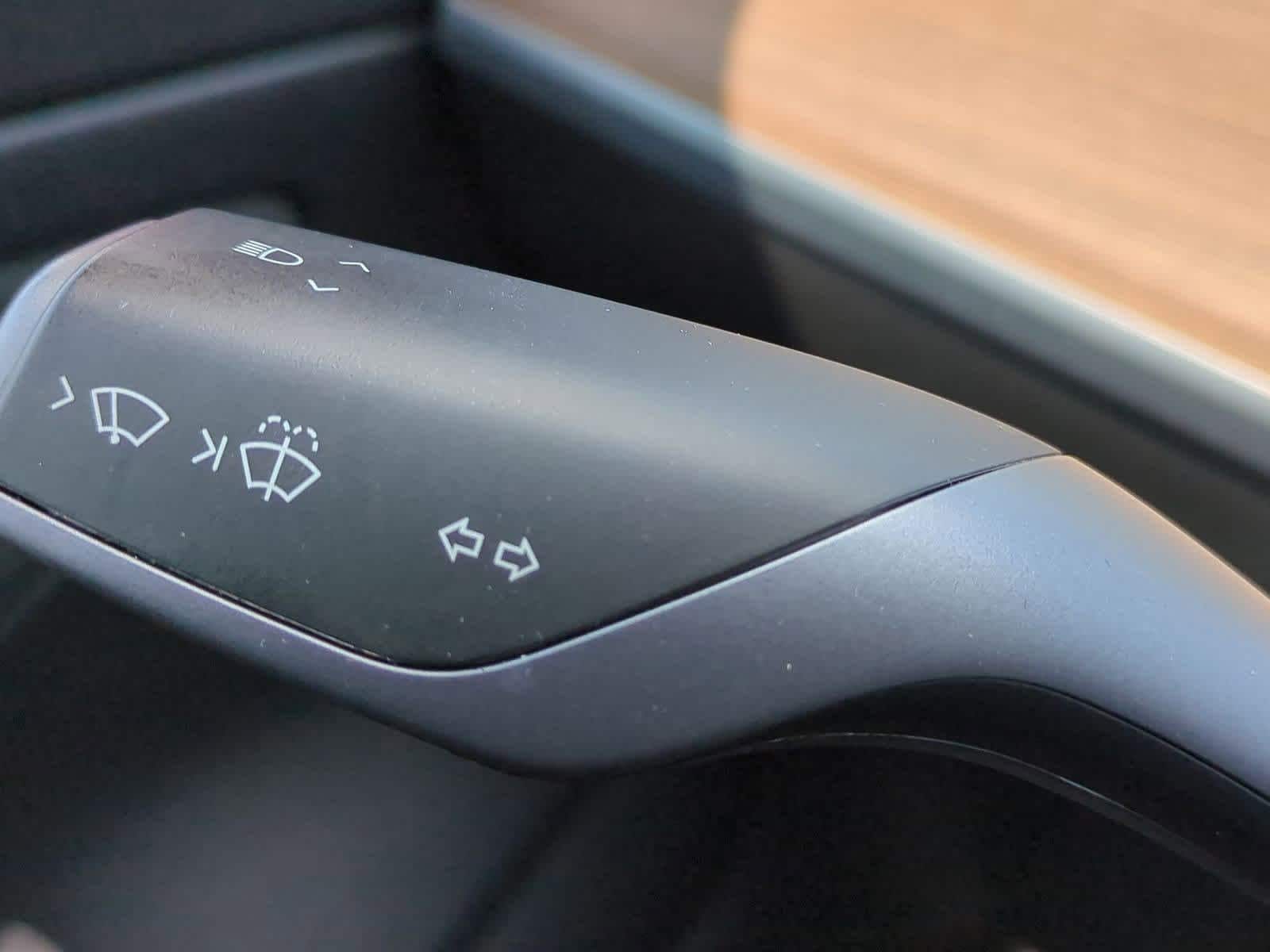 Thumbnail: 2020 Tesla Model 3 - 24