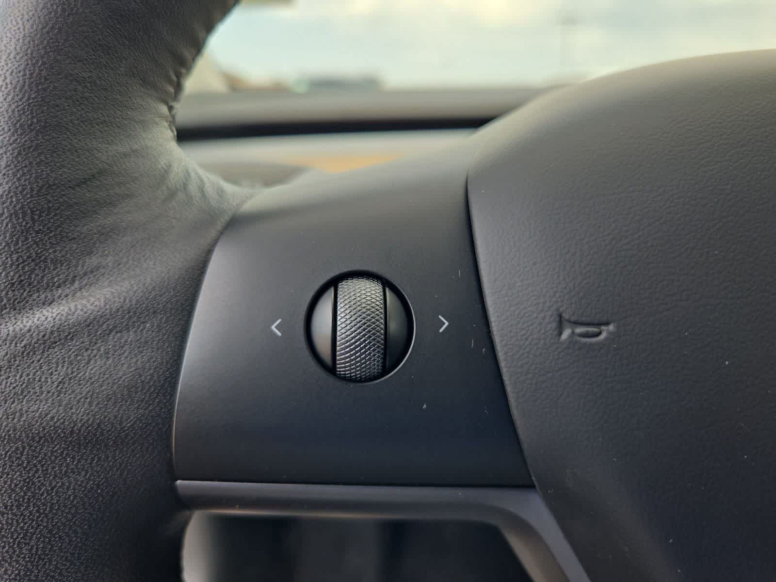 Thumbnail: 2023 Tesla Model 3 - 26