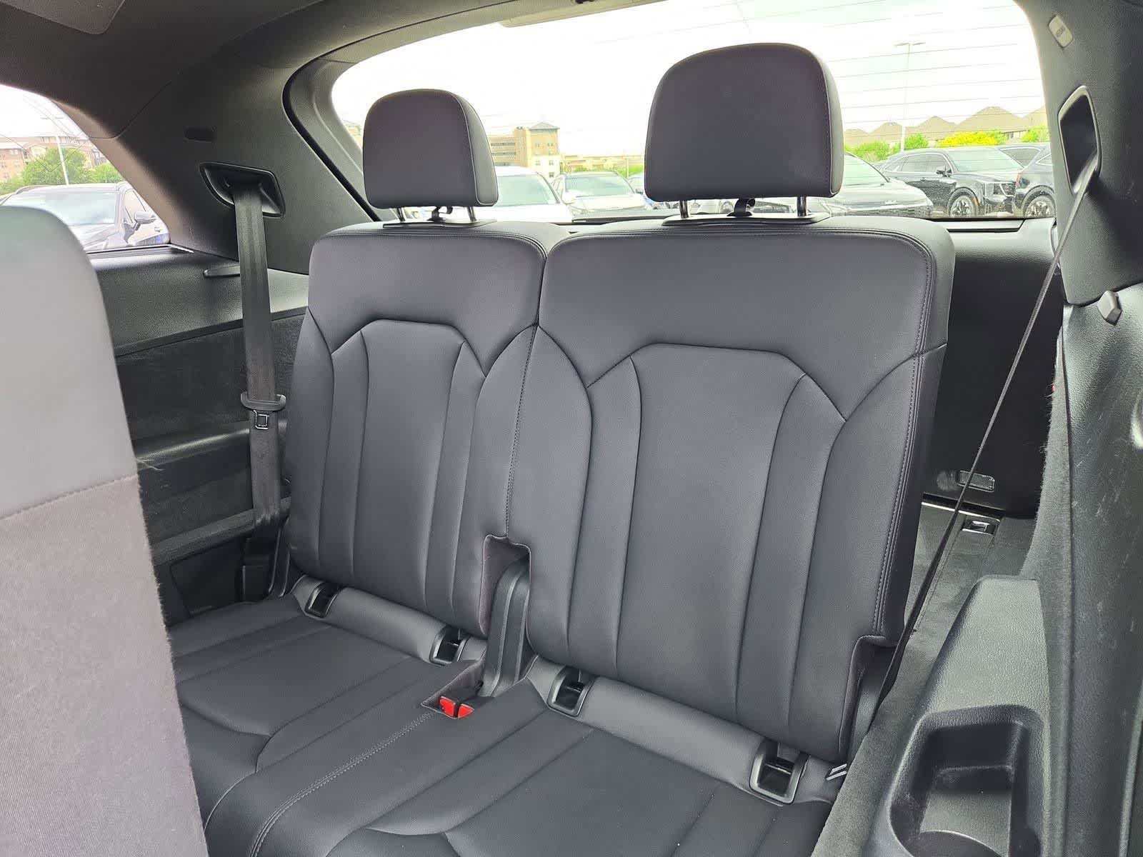 Thumbnail: 2021 Audi Q7 - 37