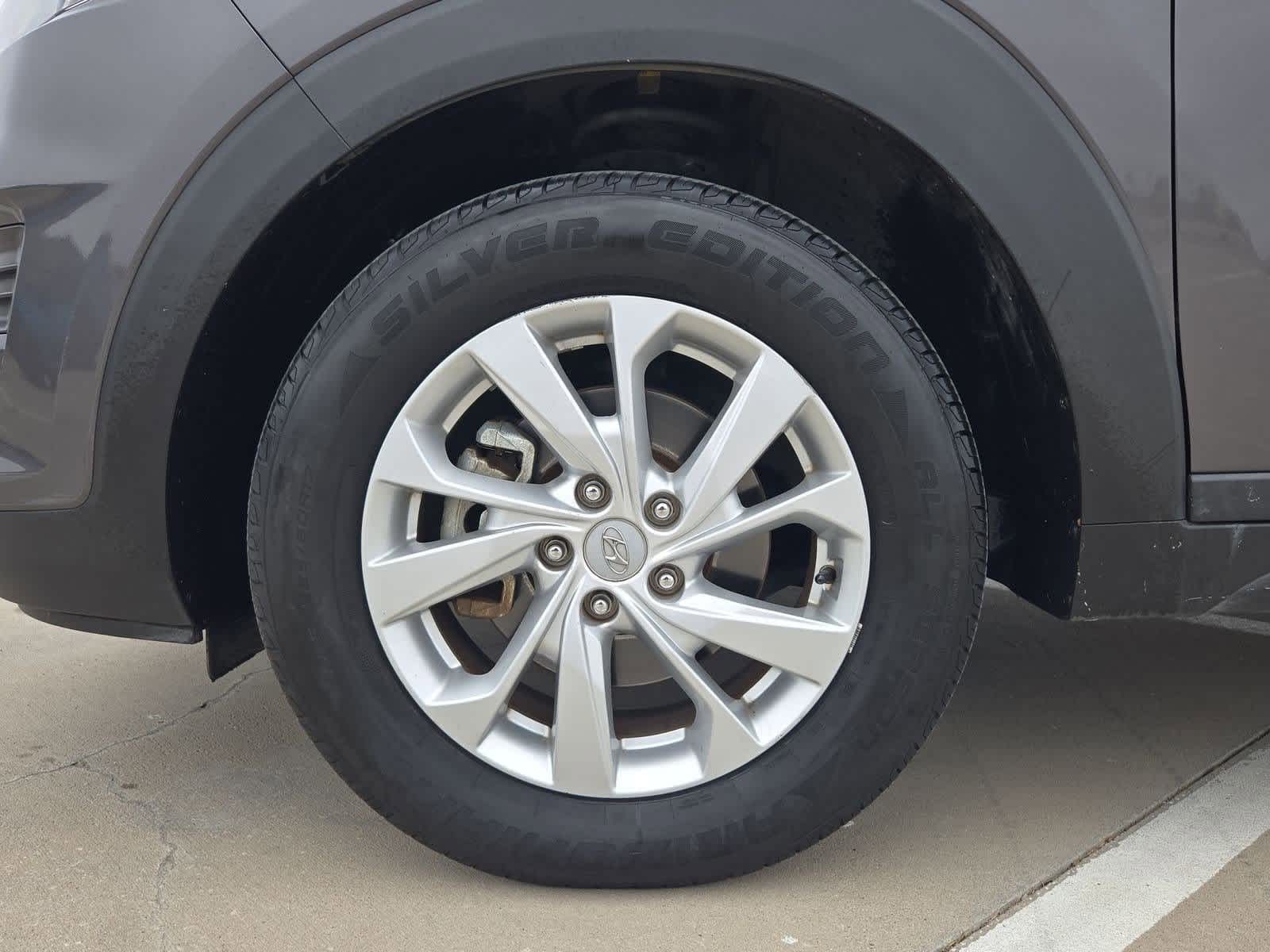 Thumbnail: 2020 Hyundai Tucson - 12