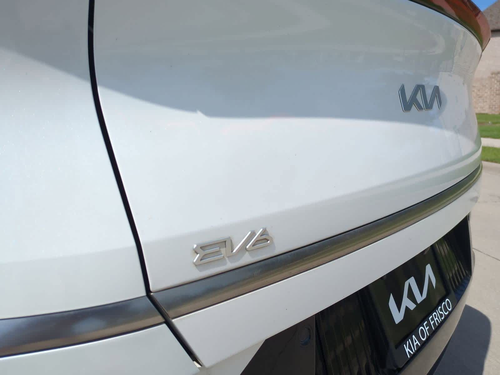 2022 Kia EV6 Wind 11